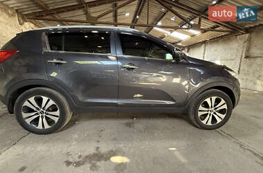 Позашляховик / Кросовер Kia Sportage 2010 в Миколаєві