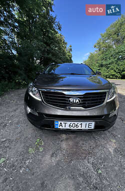 Внедорожник / Кроссовер Kia Sportage 2012 в Хмельницком