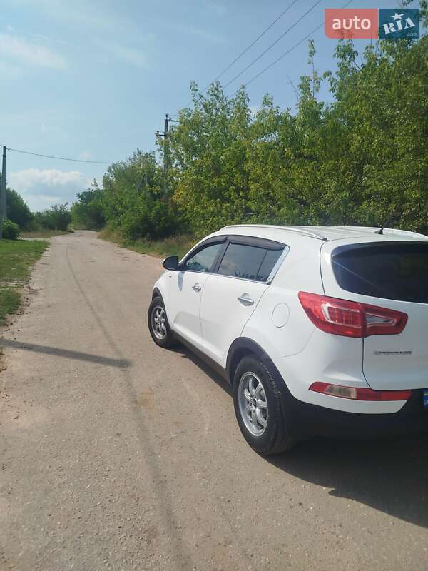 Внедорожник / Кроссовер Kia Sportage 2011 в Харькове