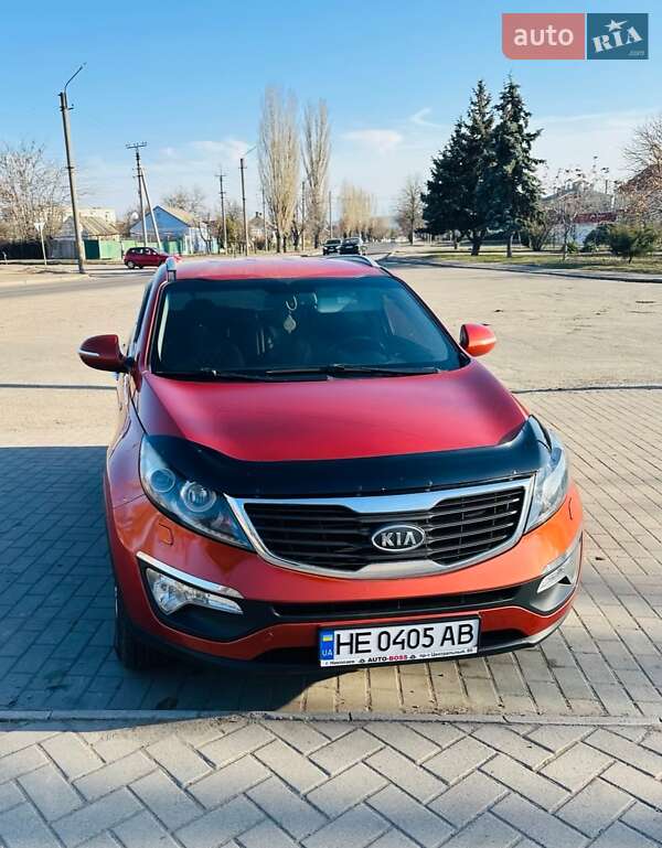 Внедорожник / Кроссовер Kia Sportage 2012 в Вознесенске