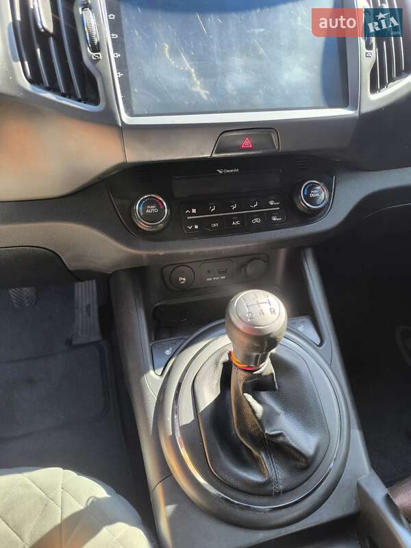 Внедорожник / Кроссовер Kia Sportage 2012 в Виннице