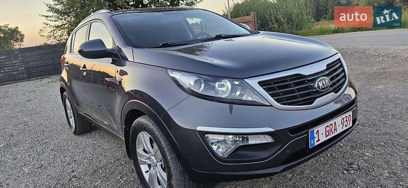 Позашляховик / Кросовер Kia Sportage 2013 в Коломиї