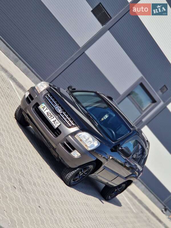 Внедорожник / Кроссовер Kia Sportage 2005 в Ивано-Франковске