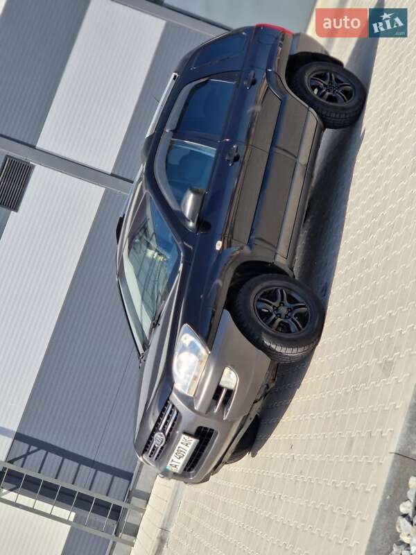 Внедорожник / Кроссовер Kia Sportage 2005 в Ивано-Франковске