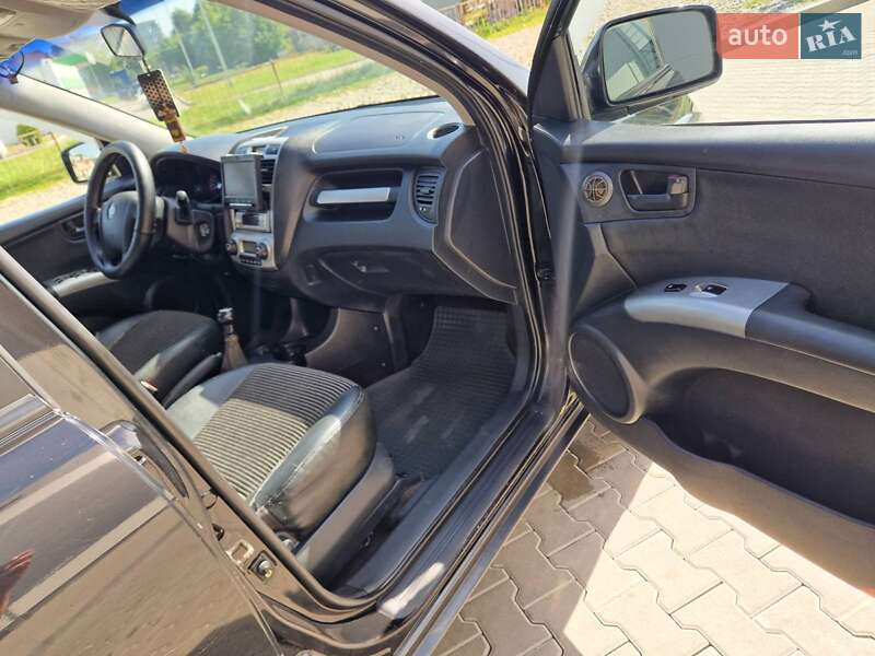 Внедорожник / Кроссовер Kia Sportage 2005 в Ивано-Франковске