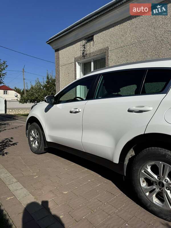 Внедорожник / Кроссовер Kia Sportage 2017 в Тернополе