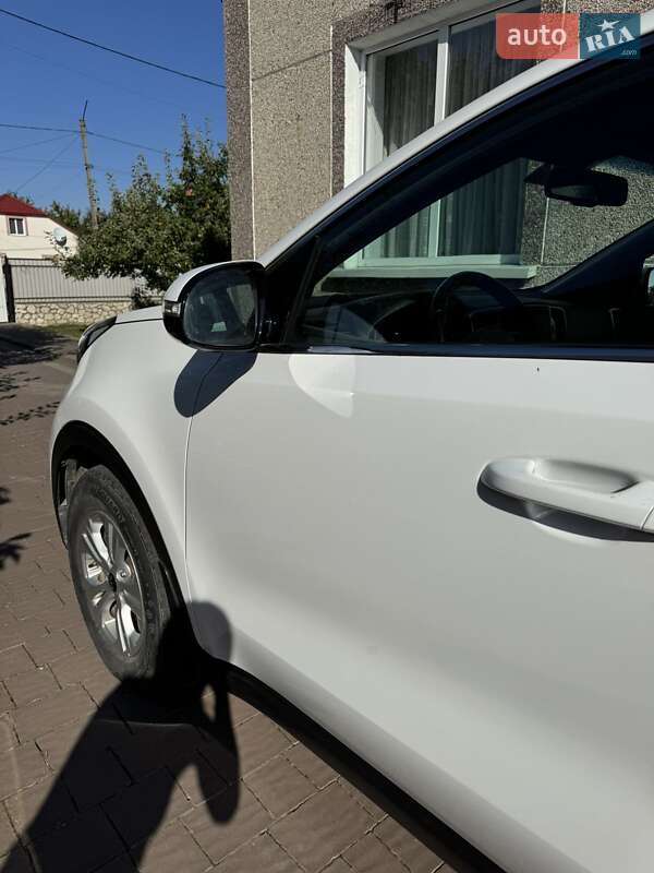 Внедорожник / Кроссовер Kia Sportage 2017 в Тернополе