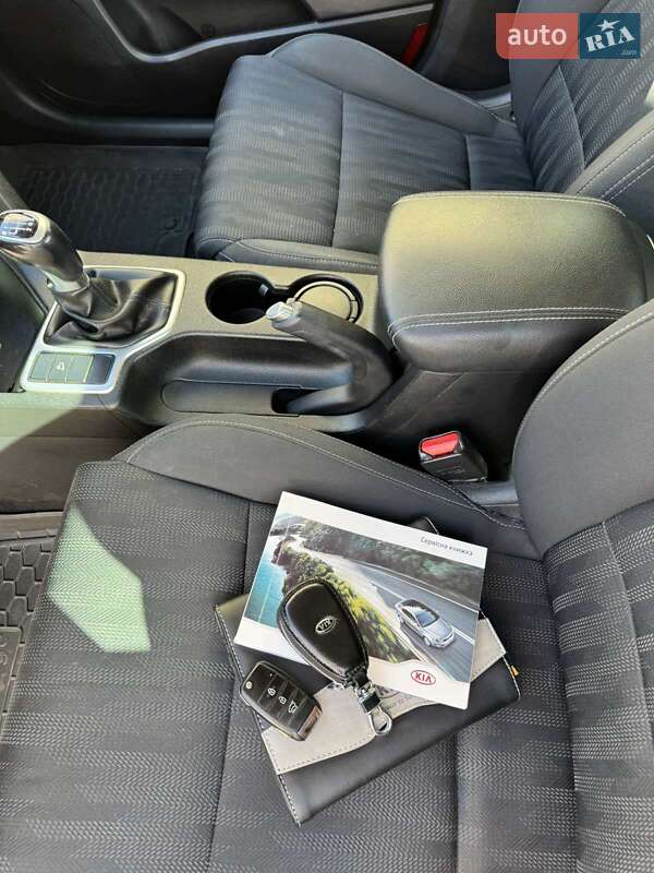 Внедорожник / Кроссовер Kia Sportage 2017 в Тернополе