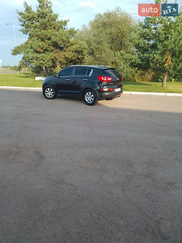 Позашляховик / Кросовер Kia Sportage 2010 в Яворові