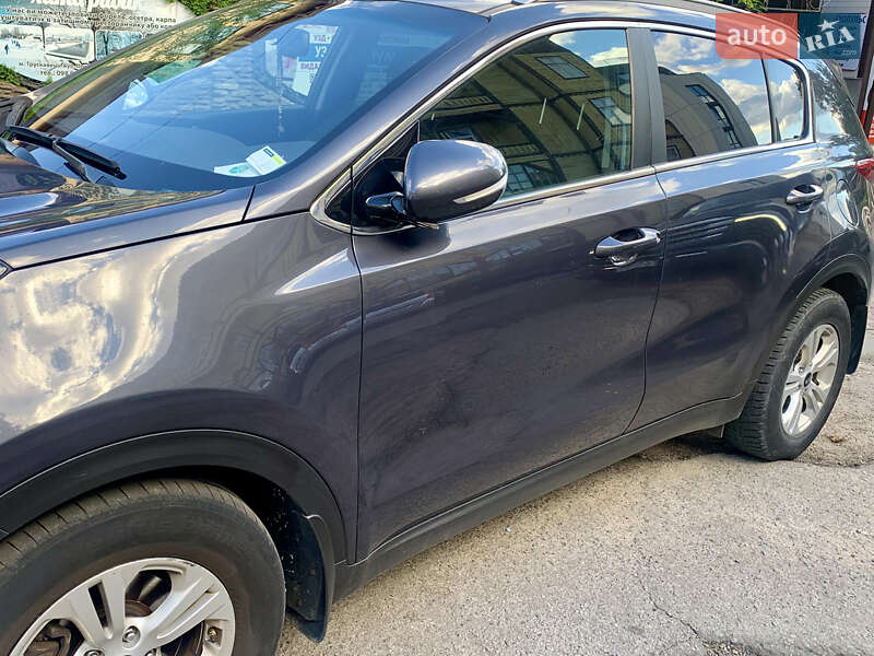 Внедорожник / Кроссовер Kia Sportage 2017 в Трускавце