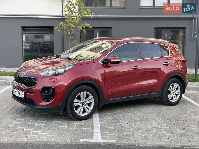 Внедорожник / Кроссовер Kia Sportage 2016 в Ровно