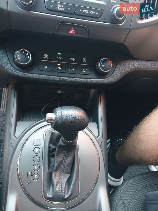 Внедорожник / Кроссовер Kia Sportage 2012 в Кривом Роге фото 27 Внедорожник / Кроссовер Kia Sportage 2012 в Кривом Роге