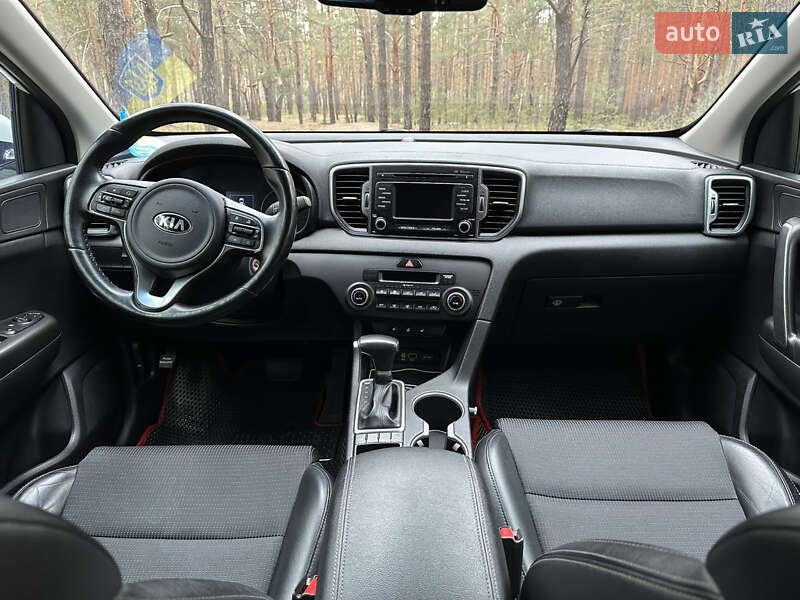Позашляховик / Кросовер Kia Sportage 2017 в Гостомелі