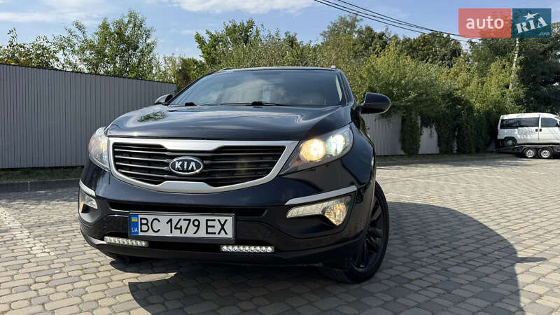 Внедорожник / Кроссовер Kia Sportage 2011 в Ивано-Франковске