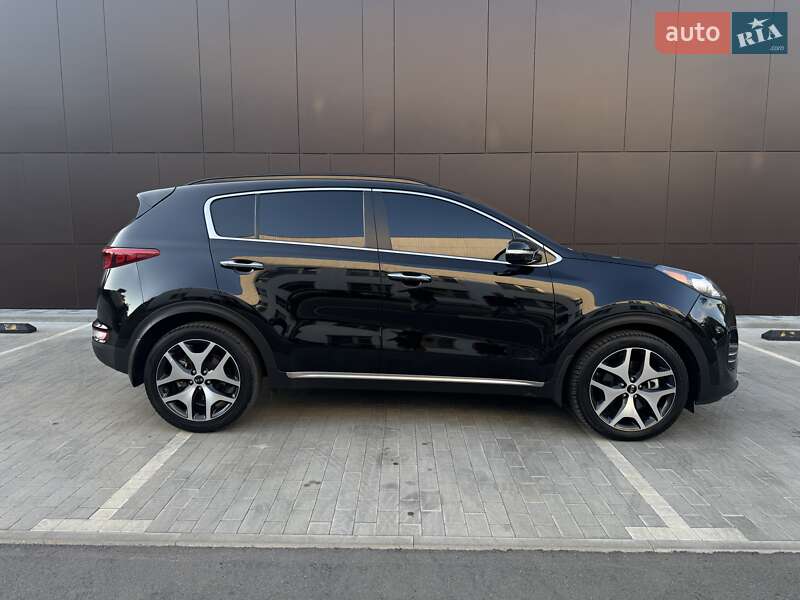 Позашляховик / Кросовер Kia Sportage 2017 в Києві