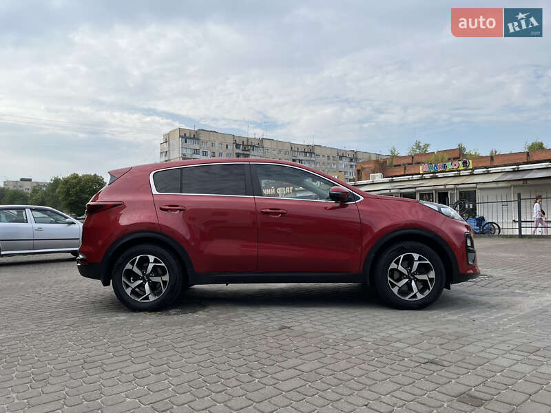 Позашляховик / Кросовер Kia Sportage 2018 в Львові