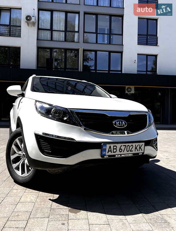 Позашляховик / Кросовер Kia Sportage 2015 в Львові