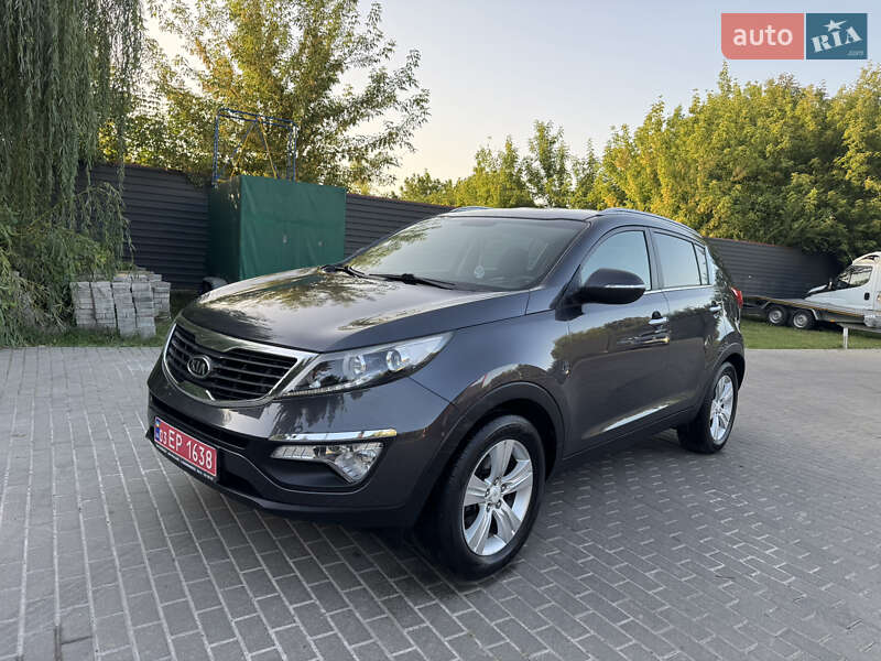 Позашляховик / Кросовер Kia Sportage 2011 в Радивиліві