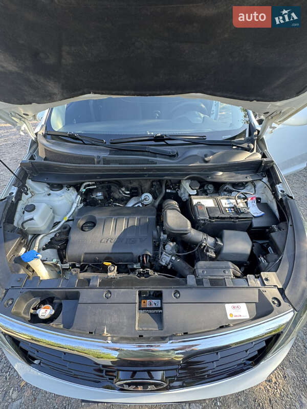 Внедорожник / Кроссовер Kia Sportage 2014 в Славянске