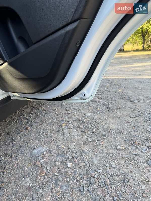 Внедорожник / Кроссовер Kia Sportage 2014 в Славянске