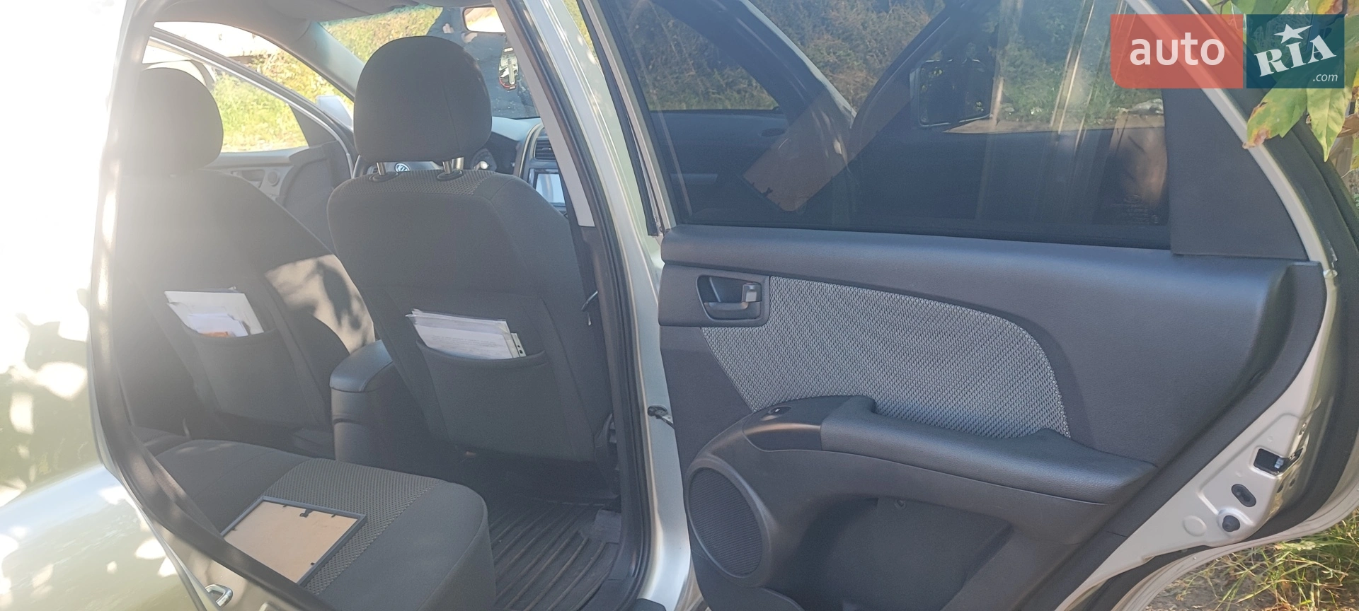 Kia Sportage 2010 VIN U6YKH812AAL095087 фото оголошення 6 з 16