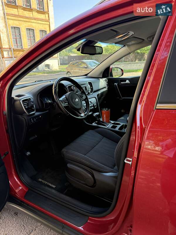 Внедорожник / Кроссовер Kia Sportage 2017 в Чернигове