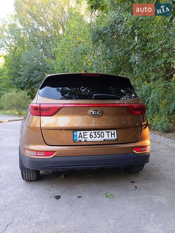 Внедорожник / Кроссовер Kia Sportage 2016 в Днепре фото 4 Внедорожник / Кроссовер Kia Sportage 2016 в Днепре