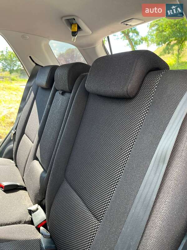 Внедорожник / Кроссовер Kia Sportage 2006 в Чернигове