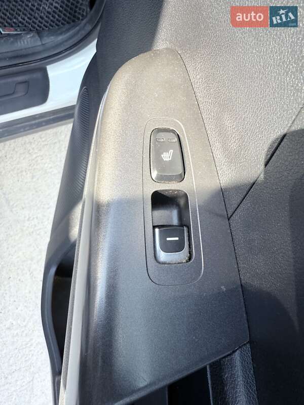 Внедорожник / Кроссовер Kia Sportage 2017 в Хусте