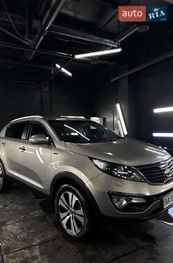 Внедорожник / Кроссовер Kia Sportage 2011 в Киеве