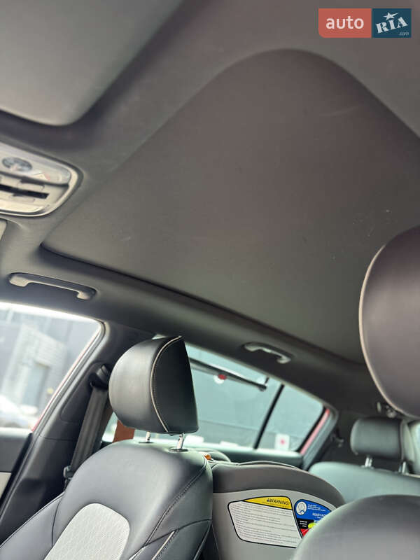 Позашляховик / Кросовер Kia Sportage 2017 в Києві