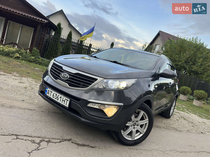 Внедорожник / Кроссовер Kia Sportage 2012 в Ивано-Франковске