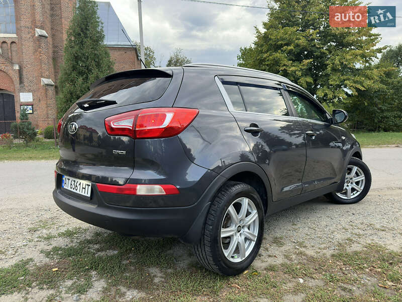 Внедорожник / Кроссовер Kia Sportage 2012 в Ивано-Франковске