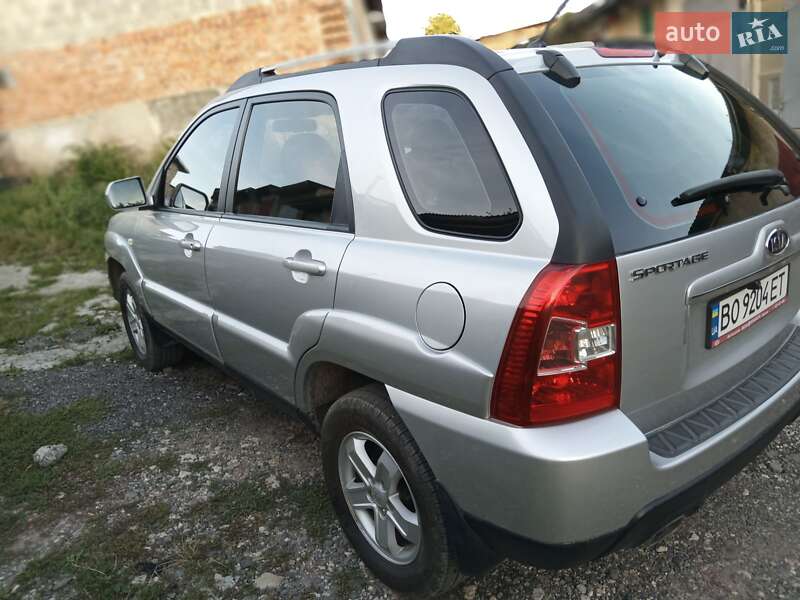 Внедорожник / Кроссовер Kia Sportage 2009 в Тернополе