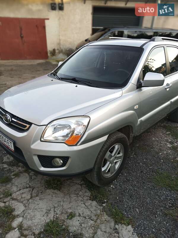Внедорожник / Кроссовер Kia Sportage 2009 в Тернополе