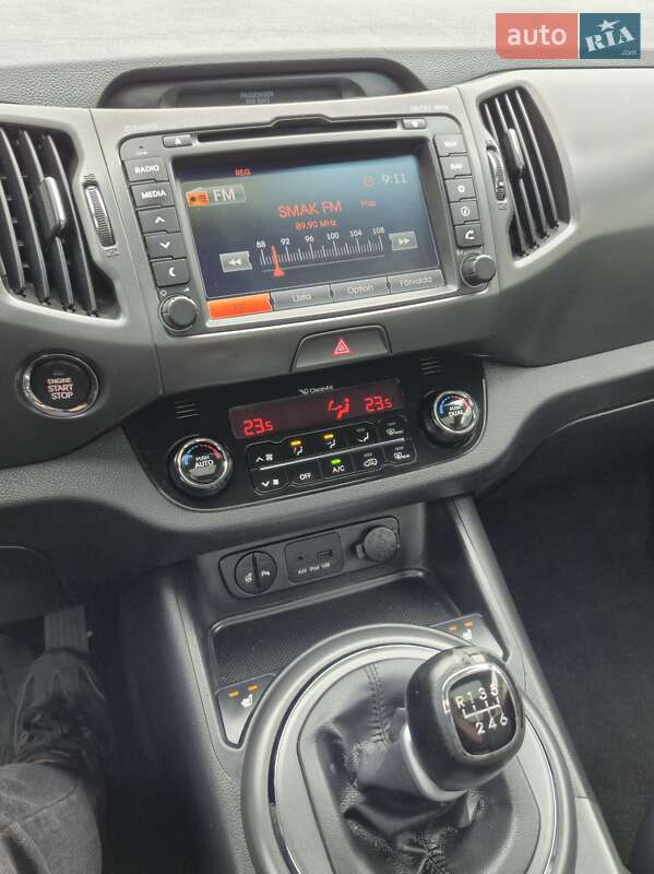 Позашляховик / Кросовер Kia Sportage 2012 в Золочеві