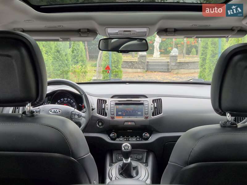 Позашляховик / Кросовер Kia Sportage 2012 в Золочеві