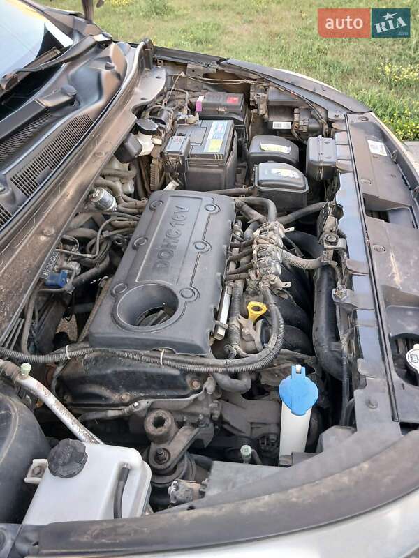 Внедорожник / Кроссовер Kia Sportage 2012 в Харькове