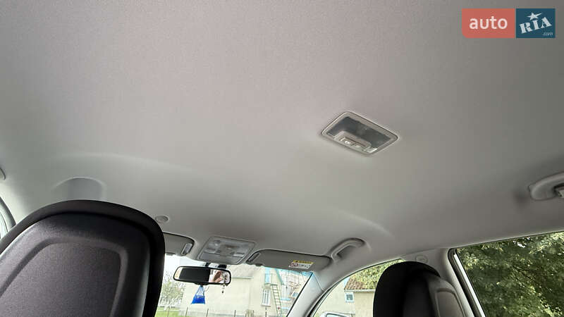 Внедорожник / Кроссовер Kia Sportage 2014 в Радивилове