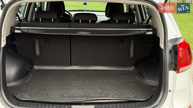 Внедорожник / Кроссовер Kia Sportage 2014 в Радивилове