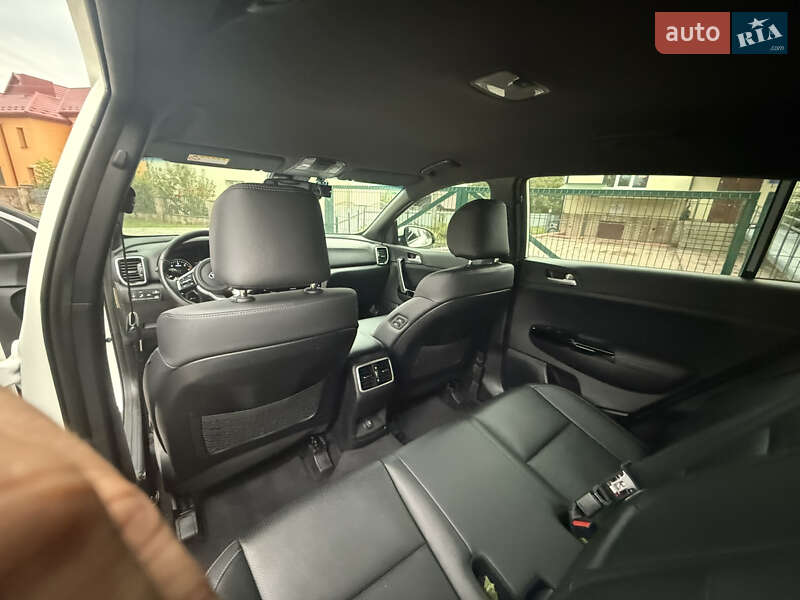 Внедорожник / Кроссовер Kia Sportage 2020 в Тернополе