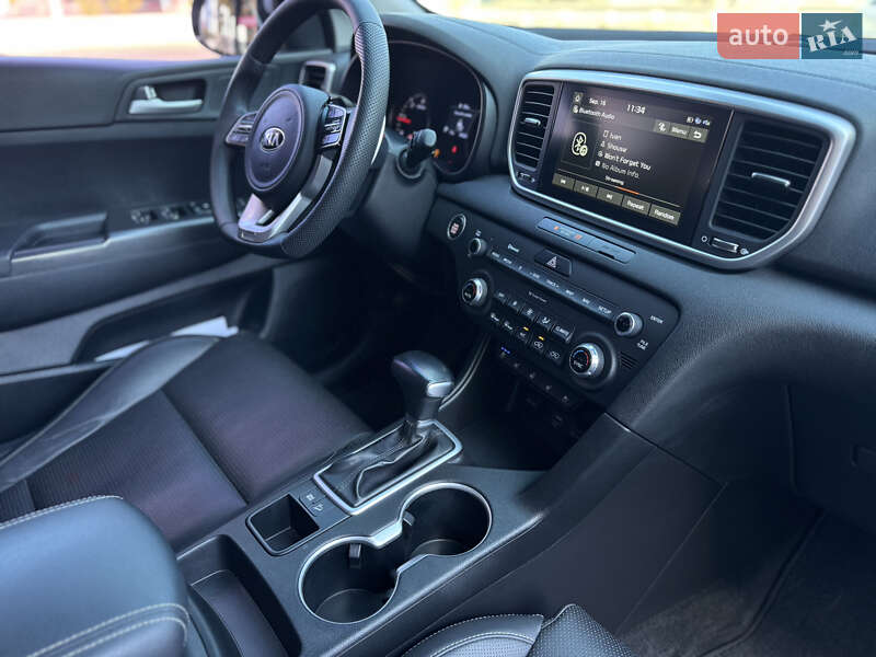 Внедорожник / Кроссовер Kia Sportage 2018 в Одессе