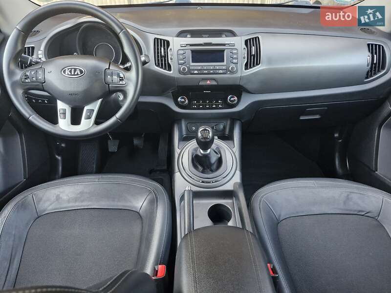 Внедорожник / Кроссовер Kia Sportage 2011 в Калуше