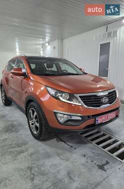 Внедорожник / Кроссовер Kia Sportage 2012 в Золочеве