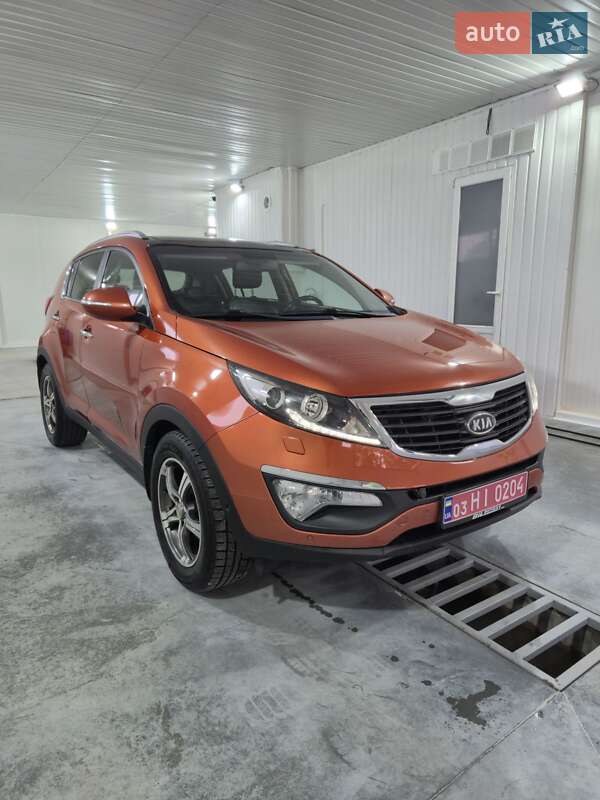 Позашляховик / Кросовер Kia Sportage 2012 в Золочеві