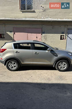 Внедорожник / Кроссовер Kia Sportage 2011 в Киеве