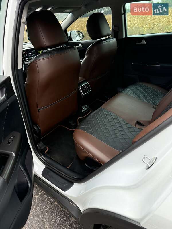 Внедорожник / Кроссовер Kia Sportage 2018 в Березане