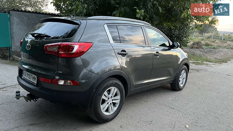 Внедорожник / Кроссовер Kia Sportage 2013 в Запорожье