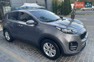 Позашляховик / Кросовер Kia Sportage 2017 в Львові
