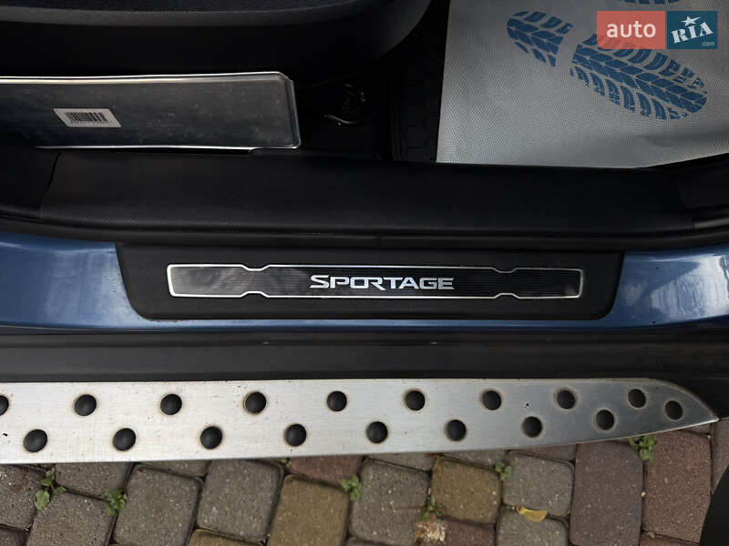 Внедорожник / Кроссовер Kia Sportage 2014 в Тячеве